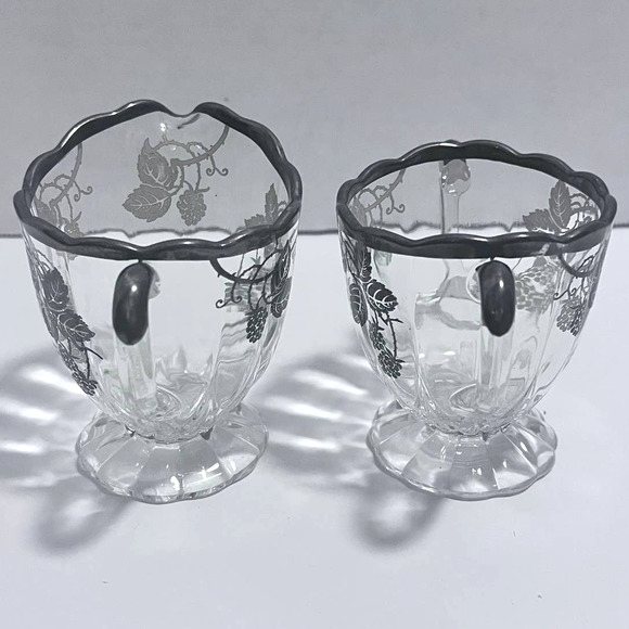 Vintage Silver City Sugar and Creamer with Silver Overlay Berries and Trim - Picture 3 of 7